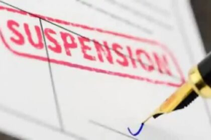 ಸರಕಾರಿ ಕಚೇರಿಯಲ್ಲೇ ಜನ್ಮ ದಿನಾಚರಣೆ: ಇಂಜನೀಯರುಗಳ, ಪ್ರಥಮ ದರ್ಜೆ ಸಹಾಯಕನ ಅಮಾನತು