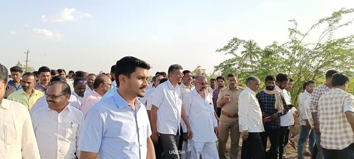 ರಾಯಬಾಗ ತಾಲೂಕಿನ ಬೆಕ್ಕೇರಿ ಹೊರವಲಯದ ಘಟಪ್ರಭಾ ಕಿನಾಲ್ ವೀಕ್ಷಣೆ ರಾಯಬಾಗ ತಾಲೂಕಿನ ಬೆಕ್ಕೇರಿ ಹೊರವಲಯದ ಘಟಪ್ರಭಾ ಕಿನಾಲ್ ವೀಕ್ಷಣೆ