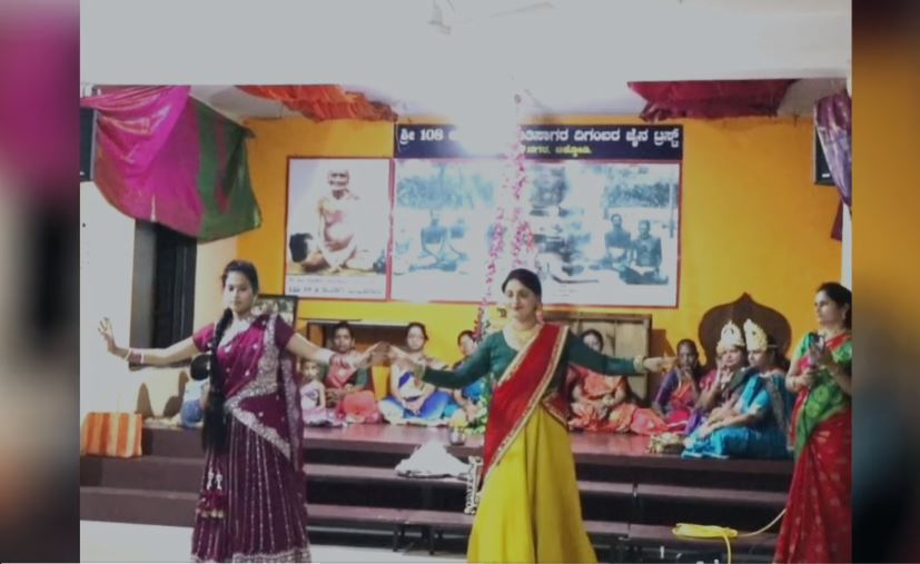 ಜೈನ್ ಮಂದಿರದಲ್ಲಿ ನೃತ್ಯ ಕಾರ್ಯಕ್ರಮ