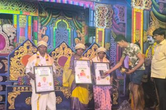 ಗಂಗೋಂಡನಹಳ್ಳಿ ವಿವಿಧ ಕ್ಷೇತ್ರಗಳಲ್ಲಿ ಗಣನೀಯವಾಗಿ ಸೇವೆ ಸಲ್ಲಿಸಿದ ಸಾಧಕರಿಗೆ ಪ್ರಶಸ್ತಿ ಪ್ರದಾನ 