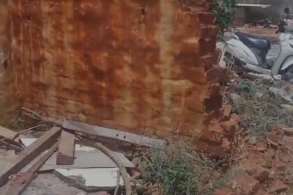 ” ಚಿಕ್ಕಸಂದ್ರ ಕಾಲೋನಿ 6 ಕುಟುಂಬಗಳಿಗೆ ಮುನಿಸ್ವಾಮಯ್ಯನ ಮಗ ಜನಾರ್ಧನ್ ನಿಂದ ಜಾಗ ಖಾಲಿ ಮಾಡುವಂತೆ ಕಿರುಕುಳ “