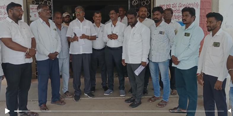 ಸುರಕ್ಷಾ ಹೆರಿಗೆ ಆಸ್ಪತ್ರೆಯ ಹಾಗೂ ಪಿ.ಎಸ್.ಐ ಶಿವನಂದ್ ವಾಲೀಕರ ವಿರುದ್ಧ ಚಿಂಚೋಳಿಯಲ್ಲಿ ಪ್ರತಿಭಟನೆ