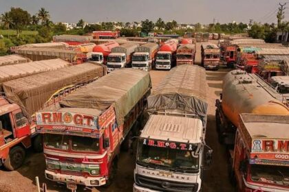 ಡಿಸೇಲ್ ದರ ಏರಿಕೆ : ಏ.14 ರ ಮಧ್ಯರಾತ್ರಿಯಿಂದ ರಾಜ್ಯಾದ್ಯಂತ ಲಾರಿ ಮುಷ್ಕರ