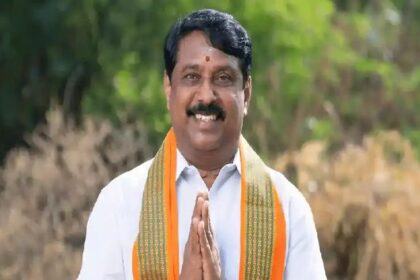 ಅಣ್ಣಾಮಲೈ ರಾಜೀನಾಮೆ ತೇರವಾಗಿದ್ದ ಬಿಜೆಪಿ ರಾಜ್ಯಾಧ್ಯಕ್ಷ ಸ್ಥಾನಕ್ಕೆ ನೈನಾರ್ ನಾಗೇಂದ್ರನ್ ಆಯ್ಕೆ