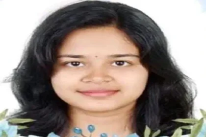 ರಸ್ತೆಯ ಮೇಲೆ ಬಿದ್ದ ಯುವತಿಯ ಮೇಲೆ ಹರಿದ ಕಾರು : ಸ್ಥಳದಲ್ಲೇ ವಿದ್ಯಾರ್ಥಿನಿ ಸಾವು!