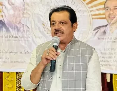 ಮೋದಿ ಹೇಳಿದ್ರೆ ಇಂದೇ ಪಾಕಿಸ್ತಾನಕ್ಕೆ ಸೂಸೈಡ್ ಬಾಂಬ್ ಹಾಕೊಂಡು ಹೋಗೋಕೆ ಸಿದ್ಧ : ಜಮೀರ್ ಅಹ್ಮದ್ ಖಾನ್ ಮೋದಿ ಹೇಳಿದ್ರೆ ಇಂದೇ ಪಾಕಿಸ್ತಾನಕ್ಕೆ ಸೂಸೈಡ್ ಬಾಂಬ್ ಹಾಕೊಂಡು ಹೋಗೋಕೆ ಸಿದ್ಧ : ಜಮೀರ್ ಅಹ್ಮದ್ ಖಾನ್