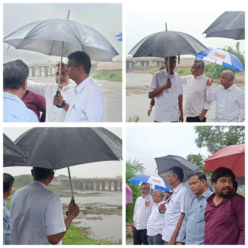 ಸಚಿವರಾದ ಸತೀಶ ಜಾರಕಿಹೊಳಿ ಅವರಿಂದ ಪ್ರವಾಹ ಪರಿಸ್ಥಿತಿ ಪರಿಶೀಲನೆ, ಪರಿಹಾರ ಕುರಿತು ಚರ್ಚೆ ಸಚಿವರಾದ ಸತೀಶ ಜಾರಕಿಹೊಳಿ ಅವರಿಂದ ಪ್ರವಾಹ ಪರಿಸ್ಥಿತಿ ಪರಿಶೀಲನೆ, ಪರಿಹಾರ ಕುರಿತು ಚರ್ಚೆ