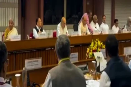 ‘ಆಪರೇಷನ್ ಸಿಂಧೂರ್’ ಕುರಿತು ಕೇಂದ್ರದ ಸರ್ವಪಕ್ಷ ಸಭೆ ಆರಂಭ, ರಾಹುಲ್ ಗಾಂಧಿ ಸೇರಿ ಹಲವರು ಭಾಗಿ