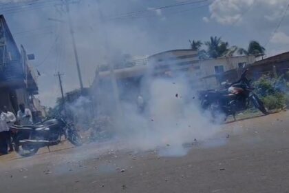  ಆಪರೇಷನ್ ಸಿಂಧೂರ ದಾಳಿ:ಸೋಫಿಯಾ ಖುರೇಶಿ ಮಾವನ ಮುಂದೆ ಸಂಭ್ರಮಾಚರಣೆ