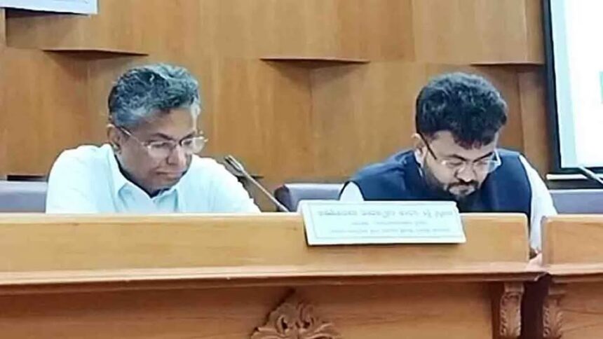 ಸಚಿವರಾದ ಸತೀಶ್ ಜಾರಕಿಹೊಳಿಯವರ ನೇತೃತ್ವದಲ್ಲಿ ಕೆ.ಡಿ.ಪಿ. ಸಭೆ. ಸಚಿವರಾದ ಸತೀಶ್ ಜಾರಕಿಹೊಳಿಯವರ ನೇತೃತ್ವದಲ್ಲಿ ಕೆ.ಡಿ.ಪಿ. ಸಭೆ.