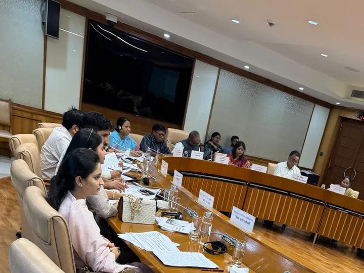 ಲೋಕಸಭಾ ಸದಸ್ಯರಾದ ಕುಮಾರಿ ಪ್ರಿಯಾಂಕಾ ಜಾರಕಿಹೊಳಿ ಅವರು ತಾಯಿ ಶಕ್ತಿ ಸವಿಯಲ್ಲಿ ಭಾಗಿ ಲೋಕಸಭಾ ಸದಸ್ಯರಾದ ಕುಮಾರಿ ಪ್ರಿಯಾಂಕಾ ಜಾರಕಿಹೊಳಿ ಅವರು ತಾಯಿ ಶಕ್ತಿ ಸವಿಯಲ್ಲಿ ಭಾಗಿ