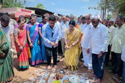 ರಸ್ತೆ ಡಾಂಬರೀಕರಣ ಕಾಮಗಾರಿಗೆ ಸಚಿವೆ ಲಕ್ಷ್ಮೀ ಹೆಬ್ಬಾಳಕರ್ ಪೂಜೆ
