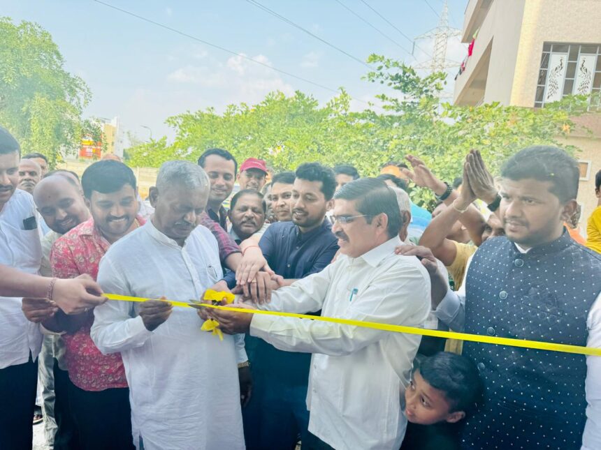 ಲಿಂಗಧೀರನಹಳ್ಳಿ , ದೊಡ್ಡ ಬಿದರಿ ಕಲ್ಲ್ ವಾರ್ಡಿನಲ್ಲಿ ವಿವಿಧ ಅಭಿವೃದ್ಧಿ ಕಾಮಗಾರಿಗಳಿಗೆ ಚಾಲನೆ -ಶಾಸಕ ಎಸ್ ಟಿ ಸೋಮಶೇಖರ್ ಲಿಂಗಧೀರನಹಳ್ಳಿ , ದೊಡ್ಡ ಬಿದರಿ ಕಲ್ಲ್ ವಾರ್ಡಿನಲ್ಲಿ ವಿವಿಧ ಅಭಿವೃದ್ಧಿ ಕಾಮಗಾರಿಗಳಿಗೆ ಚಾಲನೆ -ಶಾಸಕ ಎಸ್ ಟಿ ಸೋಮಶೇಖರ್