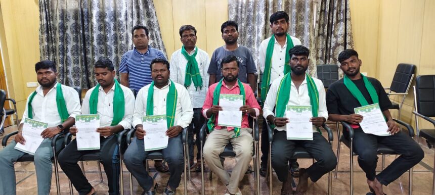 ಕರ್ನಾಟಕ ರಾಜ್ಯ ರೈತ ಸಂಘ ಹಾಗೂ ರೈತರ ಸೇನೆ ಮುಧೋಳ್ ಹೂಬಳಿ ಅದ್ಯಕ್ಷರಾಗಿ ಸಾಬಪ್ಪ ನೇಮಕ. ಕರ್ನಾಟಕ ರಾಜ್ಯ ರೈತ ಸಂಘ ಹಾಗೂ ರೈತರ ಸೇನೆ ಮುಧೋಳ್ ಹೂಬಳಿ ಅದ್ಯಕ್ಷರಾಗಿ ಸಾಬಪ್ಪ ನೇಮಕ.