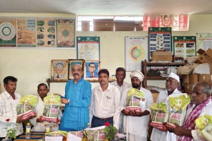 ಬೀಜ ವಿತರಣಾ ಕಾರ್ಯಕ್ರಮಕ್ಕೆ ಶಾಸಕ ಅಶೋಕ ಪಟ್ಟಣ ಚಾಲನೆ