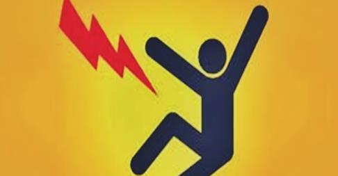 ವಿದ್ಯುತ್ ಸ್ಪರ್ಶದಿಂದ 5 ವರ್ಷದ ಬಾಲಕ ಸಾವು ವಿದ್ಯುತ್ ಸ್ಪರ್ಶದಿಂದ 5 ವರ್ಷದ ಬಾಲಕ ಸಾವು