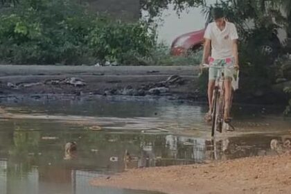 ಮನೆಗಳ ಸುತ್ತ ಜಲಾವೃತ 1 ನೇ ವಾರ್ಡಿನ ನಿವಾಸಿಗಳ  ಪರದಾಟ