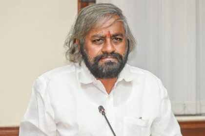 ವನ್ಯಜೀವಿಗಳ ಮುಂದೆ ರಿಲ್ಸ್, ಸೆಲ್ಫಿ ಕ್ಲಿಕ್ಕಿಸಿದ್ದರೇ ಕಠಿಣ ಕ್ರಮ : ಖಂಡ್ರೆ 