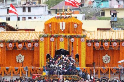 ಉಗ್ರರ ಭೀತಿಯ ನಡುವೆಯೂ ಬದರೀನಾಥ ಧಾಮದ ಬಾಗಿಲು ಓಪನ್ 