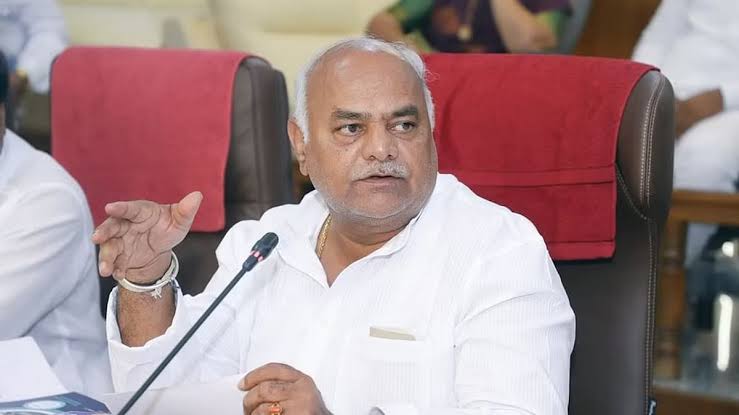 7280 ರೂ. ಬೆಂಬಲ ಬೆಲೆಯಲ್ಲಿ ಸೂರ್ಯ ಕಾಂತಿ ಖರೀದಿ : ಶಿವಾನಂದ ಪಾಟೀಲ 7280 ರೂ. ಬೆಂಬಲ ಬೆಲೆಯಲ್ಲಿ ಸೂರ್ಯ ಕಾಂತಿ ಖರೀದಿ : ಶಿವಾನಂದ ಪಾಟೀಲ