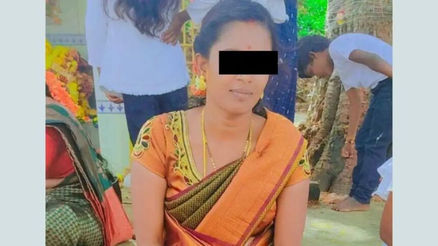 ಸಾಂಬಾರ್ ವಿಚಾರಕ್ಕೆ ಗಲಾಟೆ ಮನನೊಂದು ಮಹಿಳೆ ಆತ್ಮಹತ್ಯೆ ಸಾಂಬಾರ್ ವಿಚಾರಕ್ಕೆ ಗಲಾಟೆ ಮನನೊಂದು ಮಹಿಳೆ ಆತ್ಮಹತ್ಯೆ