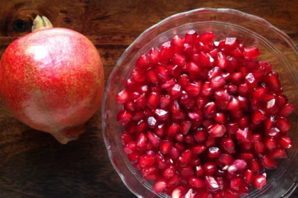 ಪ್ರತಿದಿನ ಬೆಳಿಗ್ಗೆ ಒಂದು ಬೌಲ್ ದಾಳಿಂಬೆ ಸೇವಿಸಿದ್ರೆ ರಕ್ತದಲ್ಲಿ ಈ ಬದಲಾವಣೆ ಖಂಡಿತ