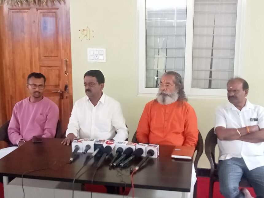 ಜೂ.13 ರಿಂದ ರಾಜ್ಯದಲ್ಲಿ ಪ್ರಥಮ ಬಾರಿಗೆ ಮಹಾರುದ್ರ ಕಿರಾತ ಮೂರ್ತಿ ಮಹಾಯಜ್ಞ – ಶಾಸಕ ಎಸ್ ಮುನಿರಾಜು ಜೂ.13 ರಿಂದ ರಾಜ್ಯದಲ್ಲಿ ಪ್ರಥಮ ಬಾರಿಗೆ ಮಹಾರುದ್ರ ಕಿರಾತ ಮೂರ್ತಿ ಮಹಾಯಜ್ಞ – ಶಾಸಕ ಎಸ್ ಮುನಿರಾಜು