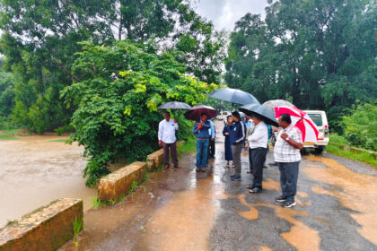 ಮಳೆ, ಪ್ರವಾಹ ಸ್ಥಿತಿಗತಿ ಪರಿಶೀಲನೆ ಮಾಡಿದ ಜಿಪಂ ಸಿಇಒ ರಾಹುಲ್ ಶಿಂಧೆ