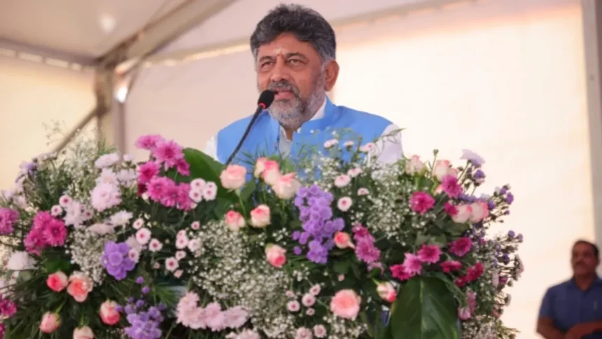 ಕುಮಾರಸ್ವಾಮಿಗೂ ನಮಗೂ ಬಹಳ ಲವ್, ರಾಜೀನಾಮೆ ಕೊಡೋಣ:ಡಿ ಕೆ ಶಿವಕುಮಾರ್