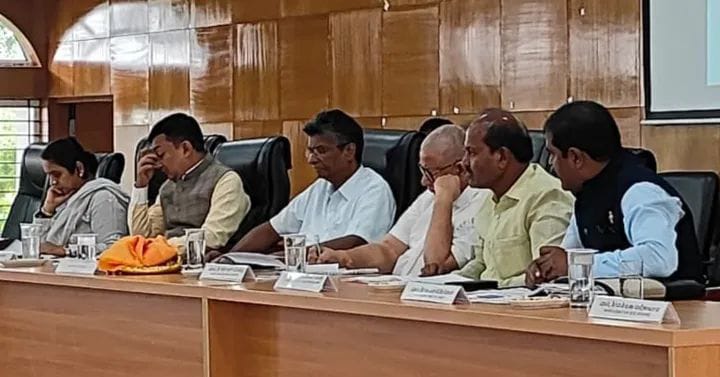 ಹಾರ್ದಿಕ ಮತ್ತು ಬಹುತಿಕ ಪ್ರಗತಿಗಳನ್ನು ಪರಿಶೀಲಿಸಿದ ಸಚಿವರು