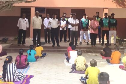 ದೈಹಿಕ, ಮಾನಸಿಕ, ಬೌದ್ದಿಕ ಆರೋಗ್ಯ ಕಾಪಾಡಿಕೊಳ್ಳಲು ಯೋಗ ಸಹಕಾರಿ : ಬಿಇಒ ಸೋಮಶೇಖರ್