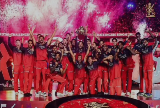 ಐಪಿಎಲ್ ಪಂದ್ಯದಲ್ಲಿ ಆರ್ಸಿಬಿ ತಂಡ ಭರ್ಜರಿ ಜಯ ಐಪಿಎಲ್ ಪಂದ್ಯದಲ್ಲಿ ಆರ್ಸಿಬಿ ತಂಡ ಭರ್ಜರಿ ಜಯ