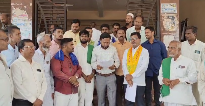 ರಾಮದುರ್ಗ- ಧಾರವಾಡ ರೇಲ್ವೇ ಮಾರ್ಗ ನಿರ್ಮಿಸದಿದ್ದರೆ ಸತ್ಯಾಗ್ರಹ ಖಚಿತ