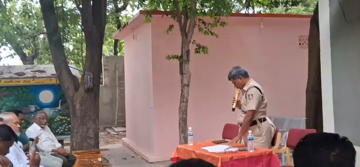 ಸಿಂಧನೂರಿನಲ್ಲಿ ಬಕ್ರೀದ್ ಹಬ್ಬದ ಶಾಂತಿ ಸಭೆ! ಸಿಂಧನೂರಿನಲ್ಲಿ ಬಕ್ರೀದ್ ಹಬ್ಬದ ಶಾಂತಿ ಸಭೆ!