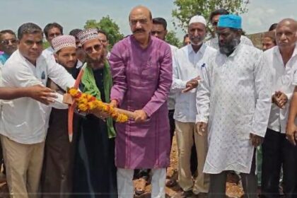 40ಲಕ್ಷ ರೊ. ವೆಚ್ಚದಲ್ಲಿ ಕಾಮಗಾರಿಗೆ ಶಾಸಕ ಅಶೋಕ್ ಪಟ್ಟಣ ಭೂಮಿ ಪೂಜೆ