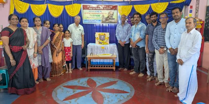 ಹೃದಯಗಳಲ್ಲಿ ಅವಿತ ಭಾವನೆಗಳಿಗೆ ಅಕ್ಷರ ರೂಪ ಕೊಟ್ಟ ಹೆಚ್. ಎಸ್.ವಿ. : ತುರುವೇಕೆರೆ ಪ್ರಸಾದ್ ಹೃದಯಗಳಲ್ಲಿ ಅವಿತ ಭಾವನೆಗಳಿಗೆ ಅಕ್ಷರ ರೂಪ ಕೊಟ್ಟ ಹೆಚ್. ಎಸ್.ವಿ. : ತುರುವೇಕೆರೆ ಪ್ರಸಾದ್