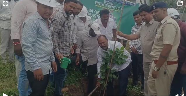 ದತ್ತ ಇಂಡಿಯಾ ಶುಗರ್ ಕಂಪನಿಯಲ್ಲಿ ವಿಶ್ವ ಪರಿಸರ ದಿನಾಚರಣೆಯ ಆಚರಣೆ ದತ್ತ ಇಂಡಿಯಾ ಶುಗರ್ ಕಂಪನಿಯಲ್ಲಿ ವಿಶ್ವ ಪರಿಸರ ದಿನಾಚರಣೆಯ ಆಚರಣೆ