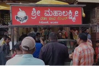 IPL ಟ್ರೋಫಿ ಗೆದ್ದ ಆರ್.ಸಿ.ಬಿ:  ವಡಾ-ಪಾವ ವಿತರಿಸಿದ ಅಭಿಮಾನಿ