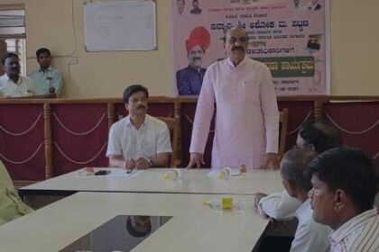 ‘ಸರಕಾರ ಕೊಡುವ ಸಂಬಳಕ್ಕೆ ಪ್ರಾಮಾಣಿಕವಾಗಿ ಕೆಲಸ ಮಾಡಿ’