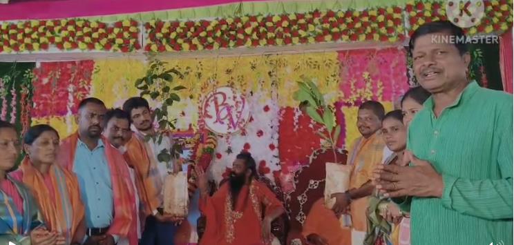 ಶ್ರೀ ಚನ್ನಮಲ್ಲೇಶ್ವರ ತ್ಯಾಗಿಗಳವರ ಪುಣ್ಯಾರಾಧನೆ ಕಾರ್ಯಕ್ರಮದಲ್ಲಿ ಸಸಿ ವಿತರಣೆ