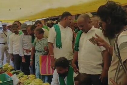 ಚಿಕ್ಕೋಡಿ ವಾರದ ಸಂತಿಯಲ್ಲಿ ಬೇಕಾಬಿಟ್ಟಿ ಹಣ ವಸೂಲಿ