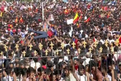 ಆರ್ ಸಿಬಿ ಸಂಭ್ರಮಾಚರಣೆ ವೇಳೆ ಕಾಲ್ತುಳಿತ : 11 ಮಂದಿ ದಾರುಣ ಸಾವು 