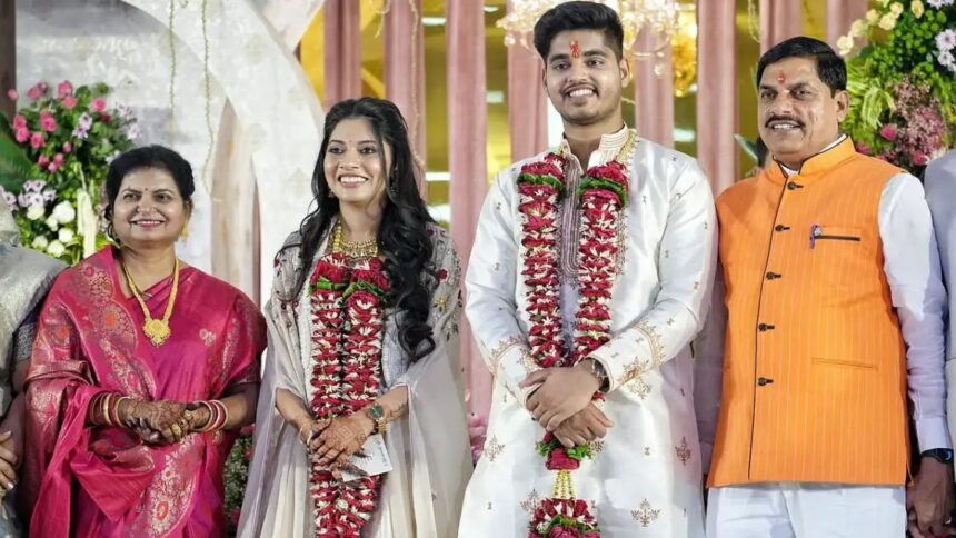 ರೈತನ ಮಗಳೊಂದಿಗೆ ಮಧ್ಯಪ್ರದೇಶ ಸಿಎಂ ಪುತ್ರನ ನಿಶ್ಚಿತಾರ್ಥ 