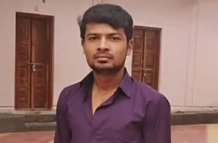 ಡೆತ್ ನೋಟ್ ನಲ್ಲಿ ಮೂವರ ಹೆಸರು ಬರೆದಿಟ್ಟು ಅಥಣಿ ಯುವಕ ಆತ್ಮಹತ್ಯೆ ಡೆತ್ ನೋಟ್ ನಲ್ಲಿ ಮೂವರ ಹೆಸರು ಬರೆದಿಟ್ಟು ಅಥಣಿ ಯುವಕ ಆತ್ಮಹತ್ಯೆ