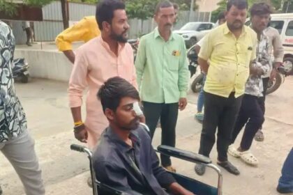 ಬೈಕ್ ನಲ್ಲಿ ಅನ್ಯಕೋಮಿನ ಡ್ರಾಪ್ ಕೊಟ್ಟಿದಕ್ಕೆ ಮಾರಣಾಂತಿಕ ಹಲ್ಲೆ 