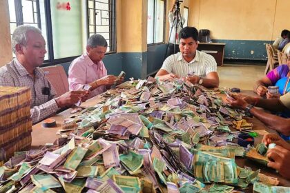 ಯಲ್ಲಮ್ಮ ದೇವಸ್ಥಾನದಲ್ಲಿ 1.04 ಕೋಟಿ ಮೊತ್ತದ ಕಾಣಿಕೆ ಸಂಗ್ರಹ