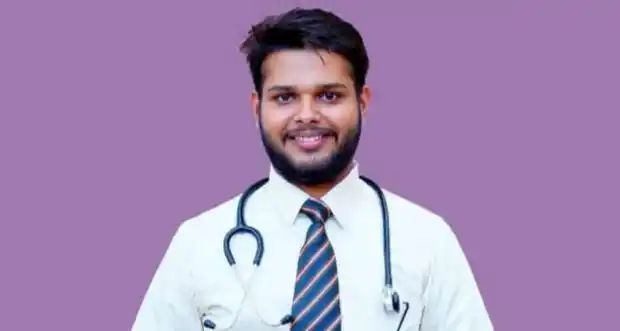 ಹೃದಯಾಘಾತದಿಂದ ಎಂಬಿಬಿಎಸ್ ವಿದ್ಯಾರ್ಥಿ ಸಾವು ಹೃದಯಾಘಾತದಿಂದ ಎಂಬಿಬಿಎಸ್ ವಿದ್ಯಾರ್ಥಿ ಸಾವು