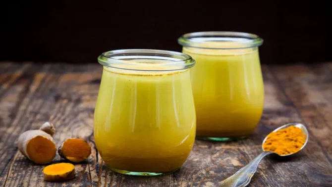 ಹಾಲಿಗೆ ಈ ಪುಡಿ ಹಾಕಿ ಕುಡಿಯಿರಿ ರೋಗನಿರೋಧಕ ಶಕ್ತಿ ಹೆಚ್ಚಾಗುತ್ತದೆ ಹಾಲಿಗೆ ಈ ಪುಡಿ ಹಾಕಿ ಕುಡಿಯಿರಿ ರೋಗನಿರೋಧಕ ಶಕ್ತಿ ಹೆಚ್ಚಾಗುತ್ತದೆ