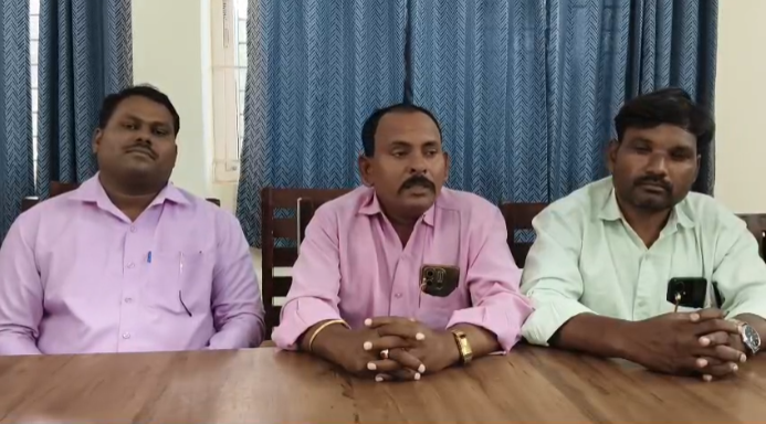 ಒಳ ಮೀಸಲಾತಿ ಬೇಡಿಕೆಗಾಗಿ ಆ. 1ರಂದು ಜಿಲ್ಲಾಧಿಕಾರಿ ಕಛೇರಿ ಮುಂದೆ ಪ್ರತಿಭಟನೆ ಒಳ ಮೀಸಲಾತಿ ಬೇಡಿಕೆಗಾಗಿ ಆ. 1ರಂದು ಜಿಲ್ಲಾಧಿಕಾರಿ ಕಛೇರಿ ಮುಂದೆ ಪ್ರತಿಭಟನೆ