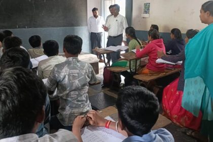 ಶಿಕ್ಷಣಾಧಿಕಾರಿಗಳ ಶಾಲಾ ಭೇಟಿ, ಶೈಕ್ಷಣಿಕ ಪ್ರಗತಿ, ದಾಖಲಾತಿ ಪರಿಶೀಲನೆ